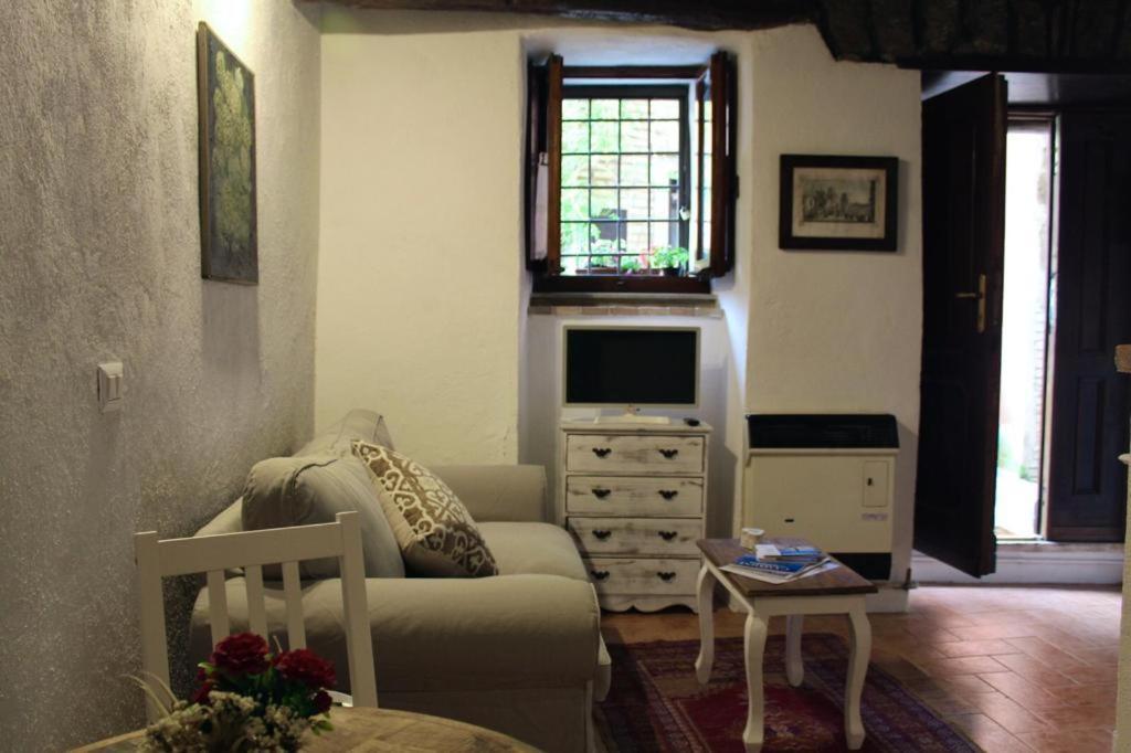 Bed and Breakfast Torre Iolanda Campagnano Di Roma Exterior foto